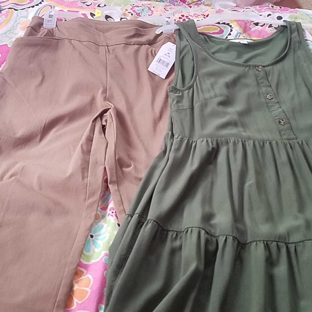 Time and Tru Bundle of 2 pant and babydoll dress